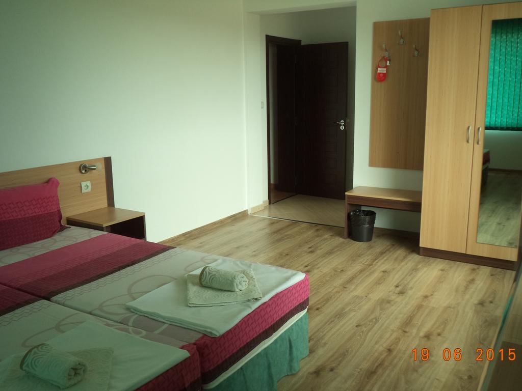 Sveti Georgi Guest House Sozopol Room photo