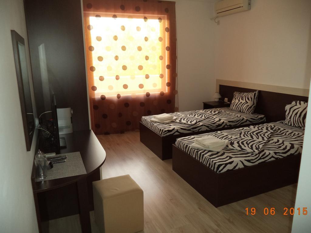 Sveti Georgi Guest House Sozopol Exterior photo