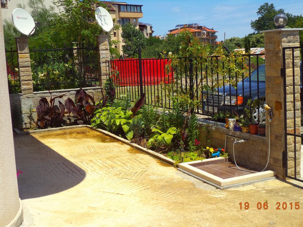 Sveti Georgi Guest House Sozopol Exterior photo