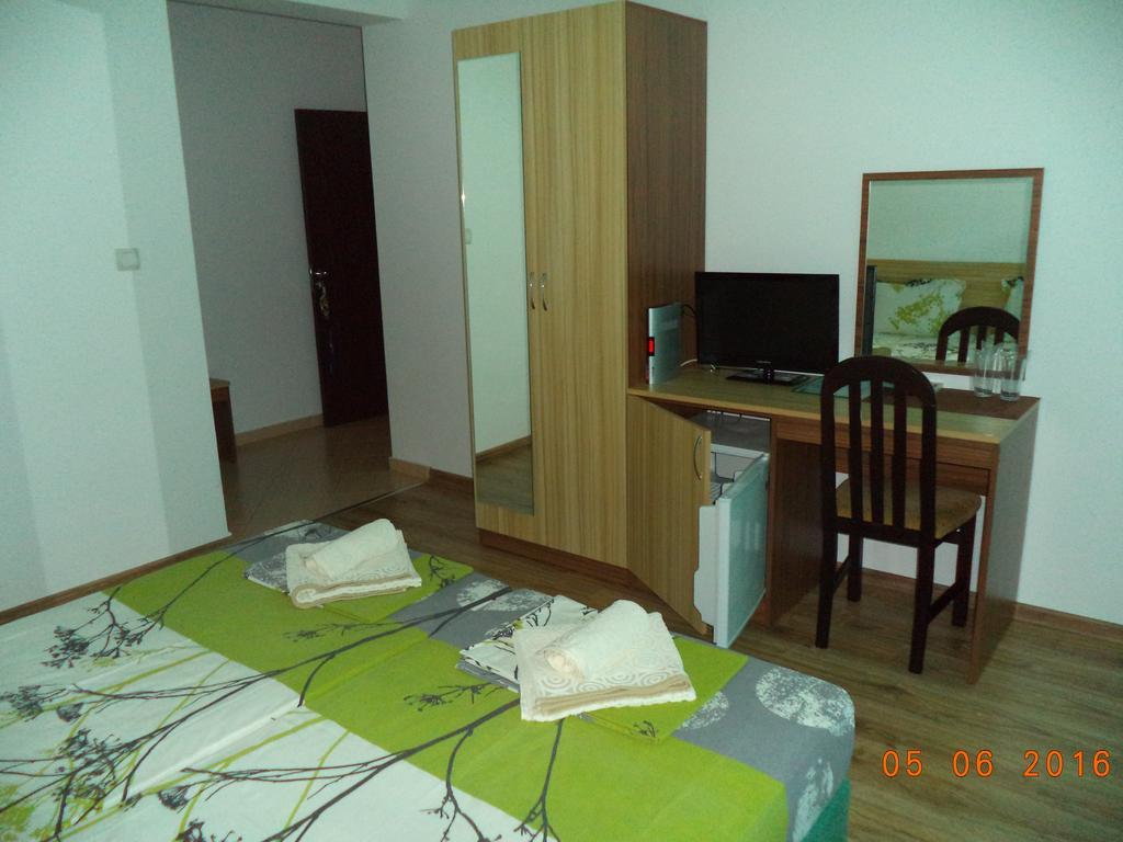 Sveti Georgi Guest House Sozopol Exterior photo